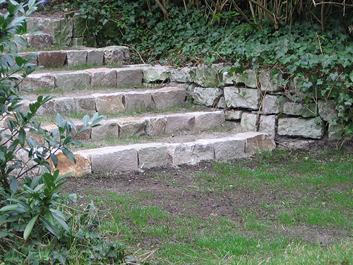 Treppe aus Naturstein